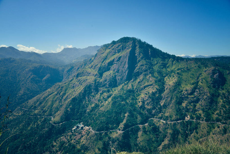 在斯里兰卡的山, 埃拉岩石视图