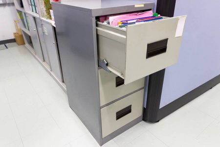 文件柜保留概念中的文件文件夹文档商务办公设备