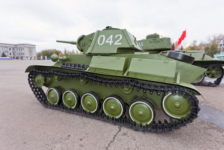 轻型坦克旧苏联轻型坦克 t-70照片