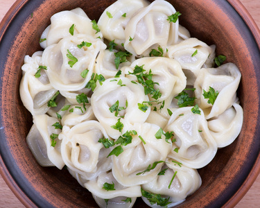 传统的俄罗斯菜pelmeni