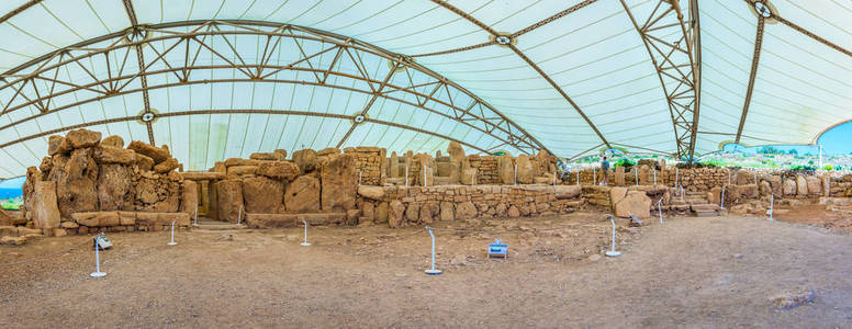 麦芽新石器时代的 mnajdra 寺庙