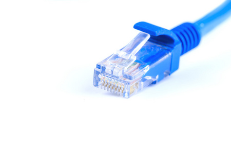 蓝白色上孤立的 lan 电信电缆 rj45