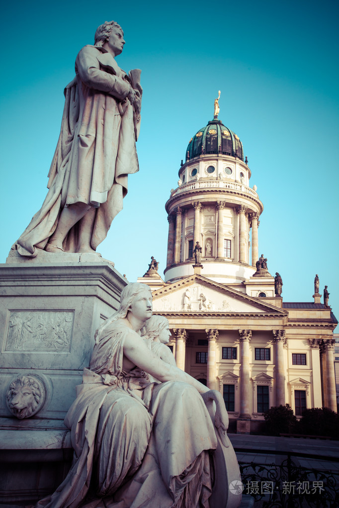 在柏林德国御林广场查看关于德国大教堂和音乐厅