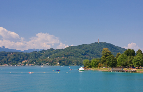 莱克沃思 worthersee。奥地利