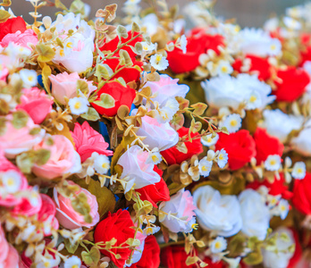 鲜花花束排列为装饰