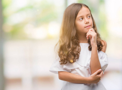 孩子思考问题图片