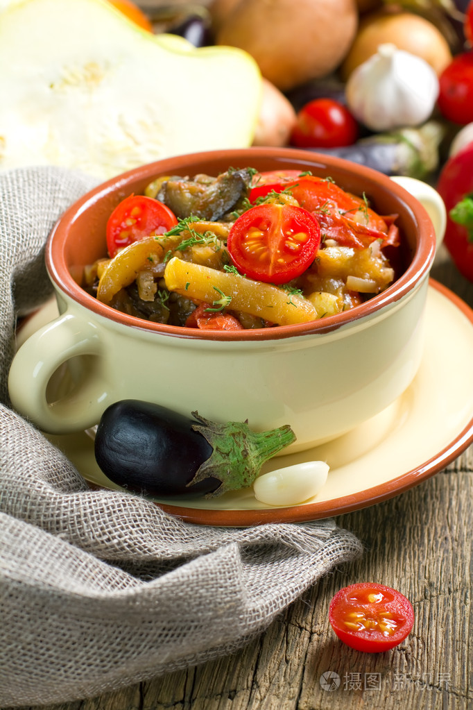 蔬菜炖煮的食物