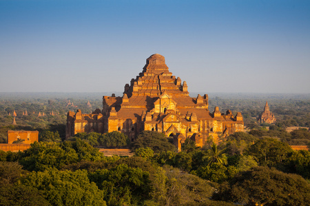 dhammayangyi 在蒲甘最大的寺庙