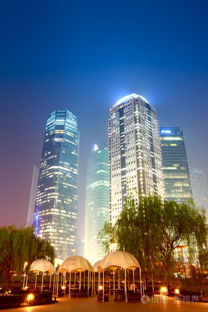 高楼林立的上海浦东银行和商务区