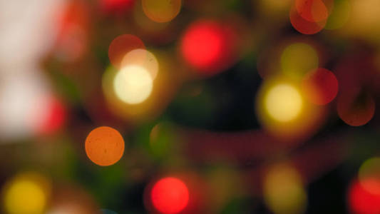 美丽的抽象形象的 bokehs 从发光多彩的圣诞灯