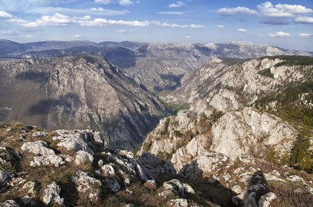 塔拉，黑山河峡谷