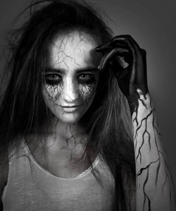 疯狂和痴迷的精神.万圣节和死亡日的概念照片