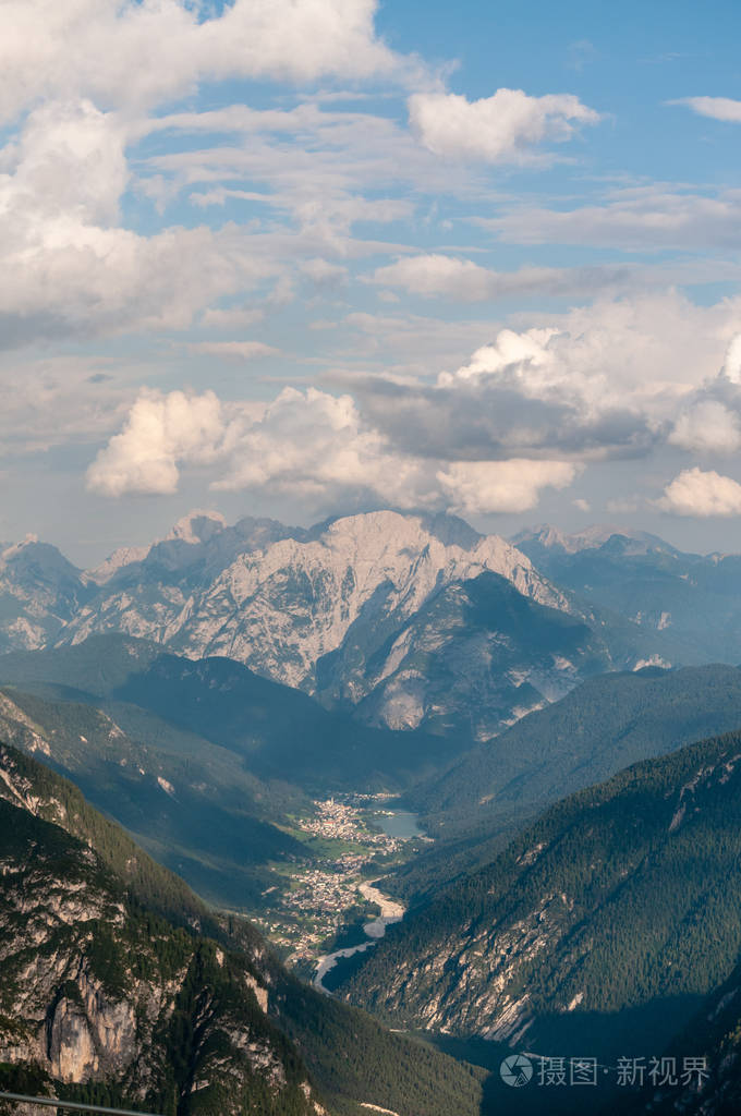 cime 自然公园的山峰照片-正版商用图片0alc81-摄图新视界