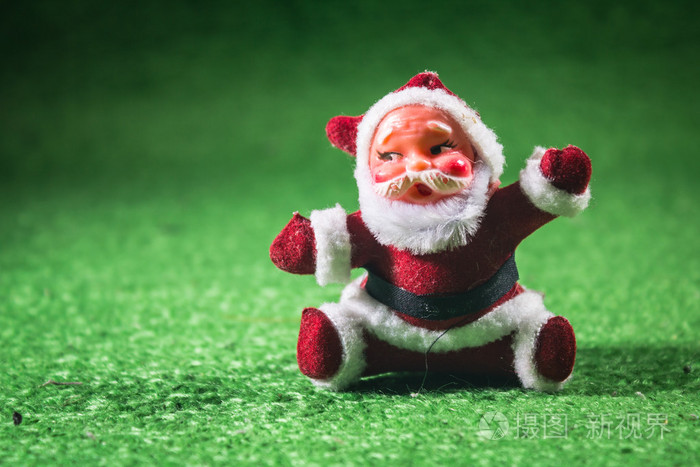 圣诞老人绿色背景