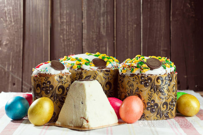 俄罗斯复活节面包 kulich paska 装饰彩色复活节彩蛋