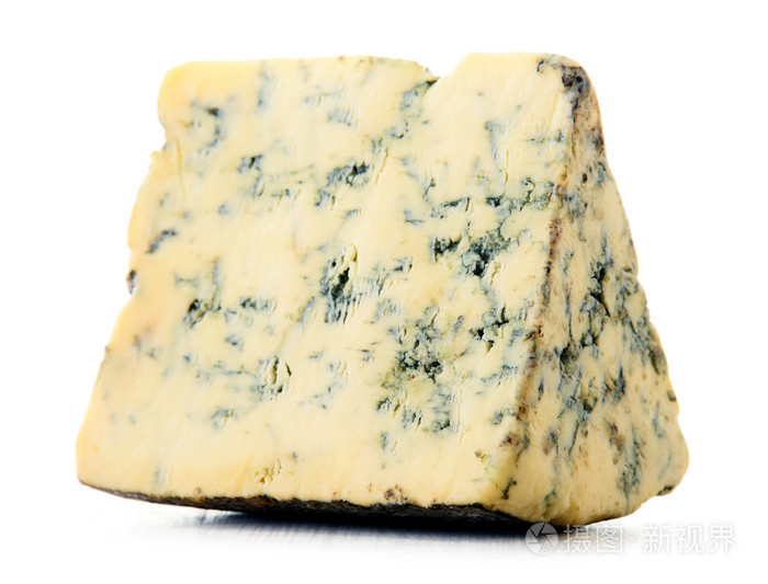 片上白色孤立的蓝奶酪