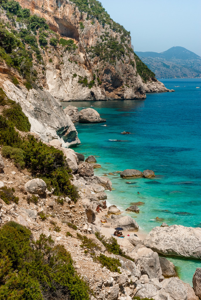 sardiniacalagoloritzè