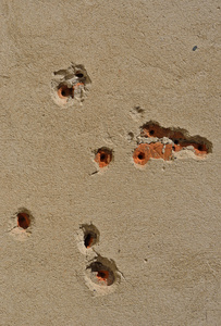 墙上的弹孔10照片