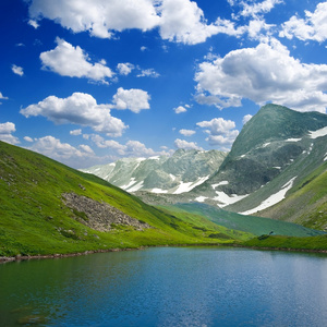 高山湖泊