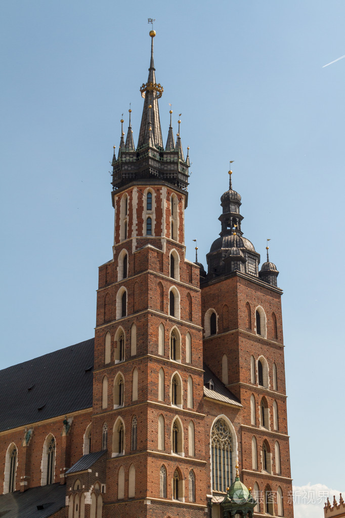 圣玛丽大教堂 (mariacki 教堂)-著名砖哥特式库尔