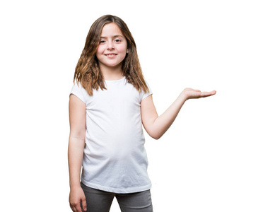 忧心忡忡,惊慌失措的年轻大胡子男子穿着灰色毛衣跑起来扶起双手,抱着