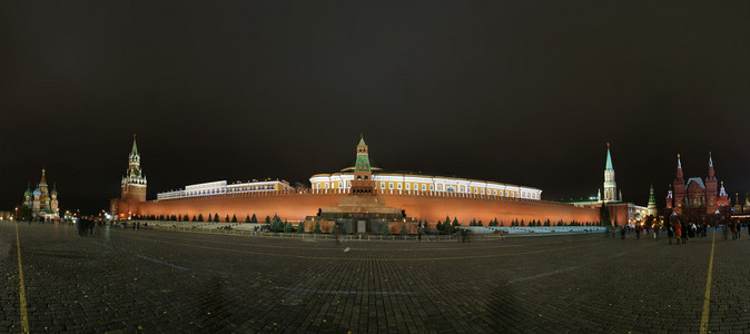晚上红色的全景。莫斯科，俄罗斯