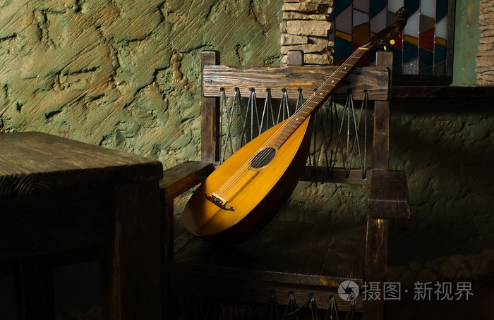 文艺复兴时期的文人游仙琵琶照片 正版商用图片0ap1gd 摄图新视界