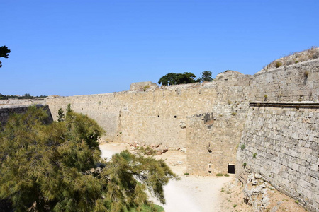 希腊罗兹岛上老城的城墙