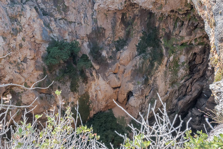 地狱坑 cehennnem 的空中内部视图位于 Silifke 区, 梅尔辛土耳其