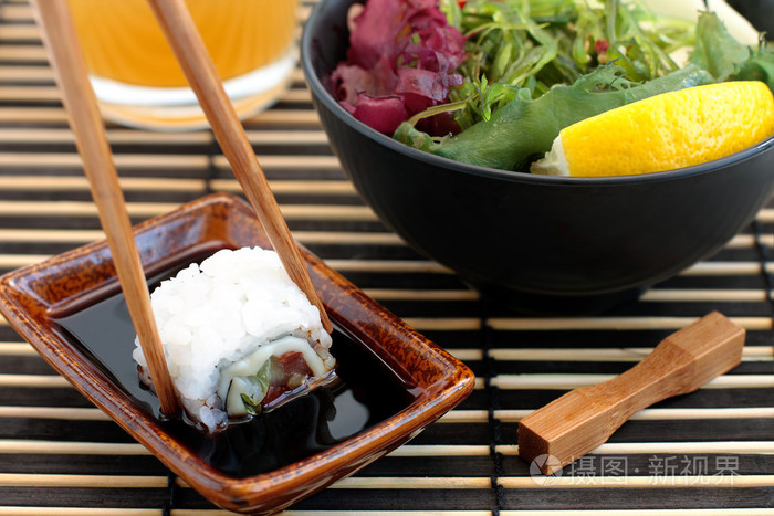寿司和沙拉