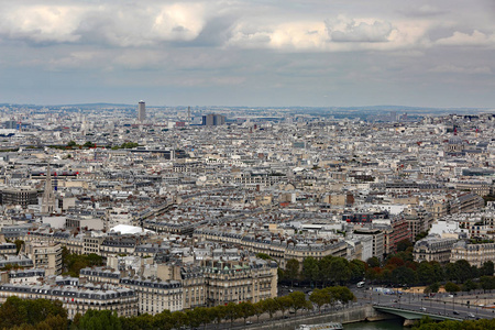 巴黎埃菲尔铁塔全景
