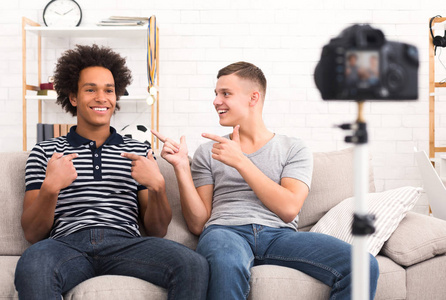 给帅哥口的视频图片-给帅哥口的视频素材-给帅哥口的视频插画-摄图新