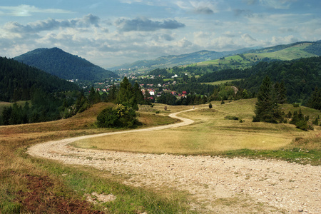 在 pieniny 国家公园路