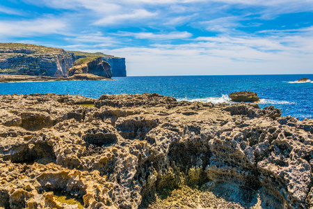 dwejra point 附近的真菌岩石, gozo, mart