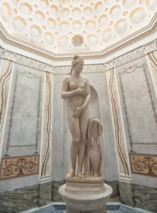 雕塑的罗马的女人图片