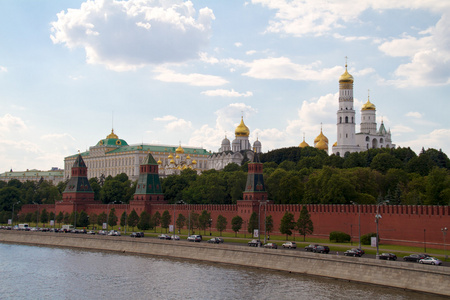 著名莫斯科克里姆林宫和帮助河 俄罗斯