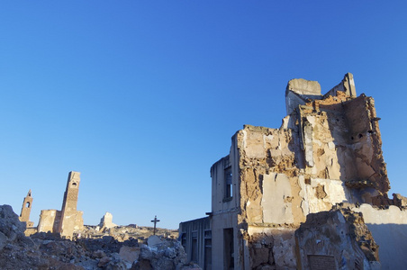 村拆除 belchite