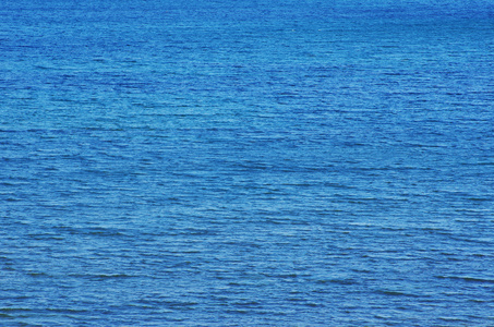 蓝色的水海