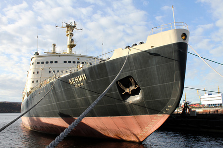 破冰船列宁中世纪船舶图标集白色矢量插画平面样式简单图像消防船展