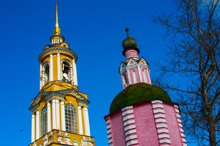 俄罗斯。苏兹达尔市。冬天。东正教教会