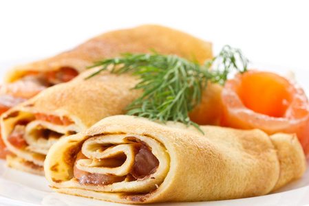 与红色咸鱼煎饼照片