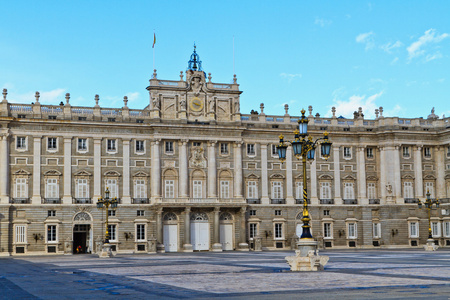 马德里皇宫的庭院景观西班牙图片