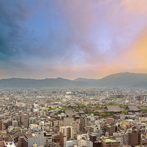 京都议定书的夕阳城市风景