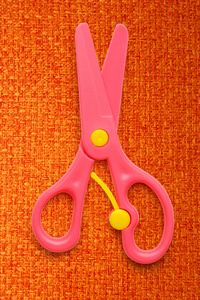 粉色儿童安全剪刀图片