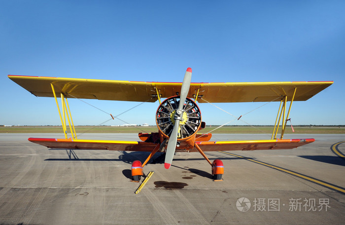 老螺旋桨飞机