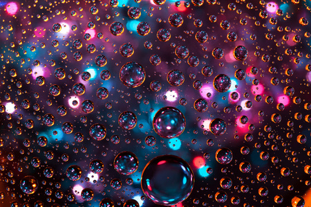 抽象背景纹理滴在玻璃上的水和艺术光