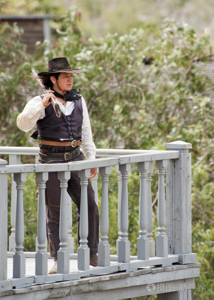 牛仔警长在站岗