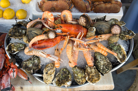 展示的海鲜图片