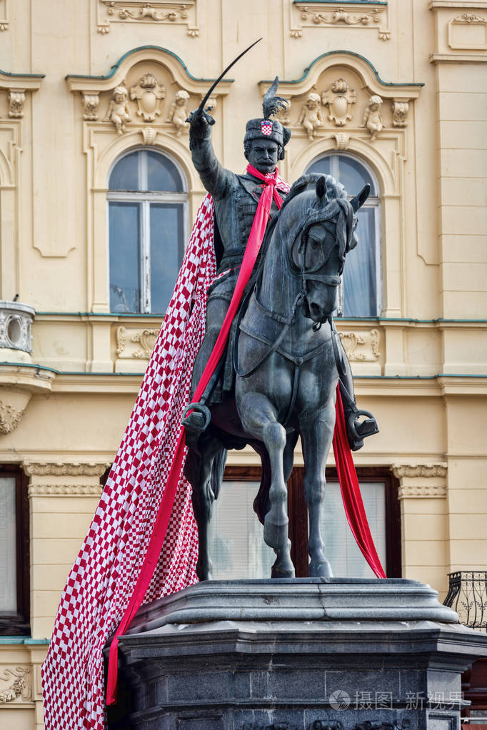 1866年, 在萨格勒布 Jelacic 广场上, 由安东 Dominik Fernkorn 竖立的 Josip Jelacic