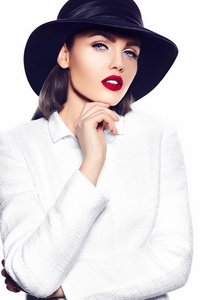 白大衣夹克时髦布美丽时尚黑发业务年轻女人模型的高级时装 look.glamor 特写肖像